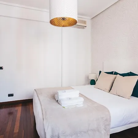 Zumalakarregi By People