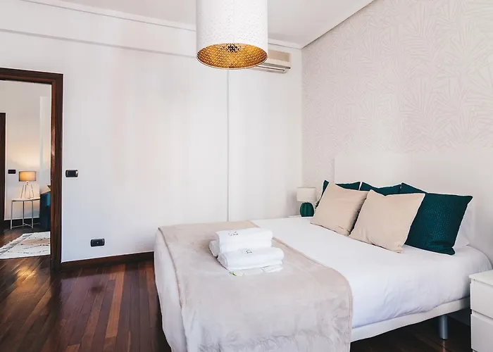 Zumalakarregi By People